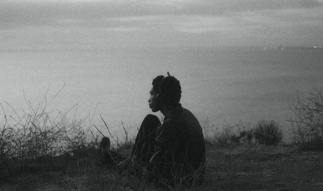 Emerging indie star Love Spells reveals “Lovers Only” video – Aipate
