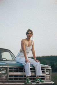 singer-songwriter Taylor Jensen – Jem Girl at the Piano