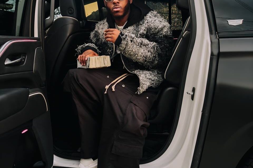 Watch Jay Swishes in his vibrant visuals for “Pronto” – Aipate