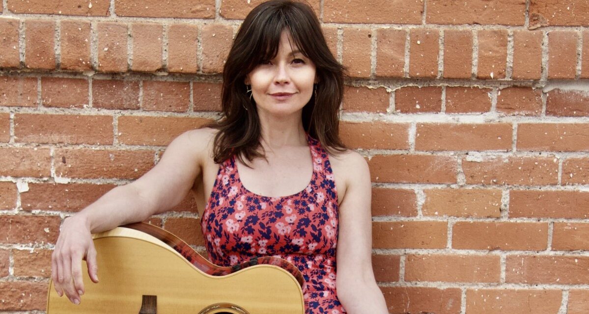 Experience the Intimate Sound of Sarah Banker’s Into The Heart EP – Aipate