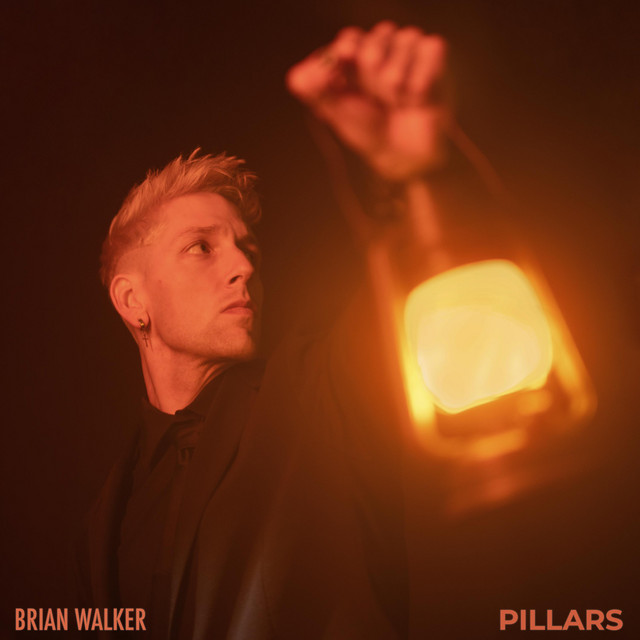 Brian Walker guides us out of dark times in his new single “Pillars” – watch the music video – Aipate