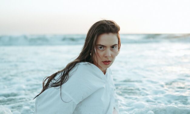 Hear Estella Dawn’s cover of Chris Isaak’s Wicked Game” – Aipate