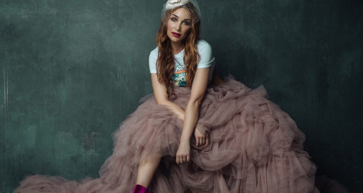 Olivia Henry makes a return with new song “Who’s that Girl” – Aipate