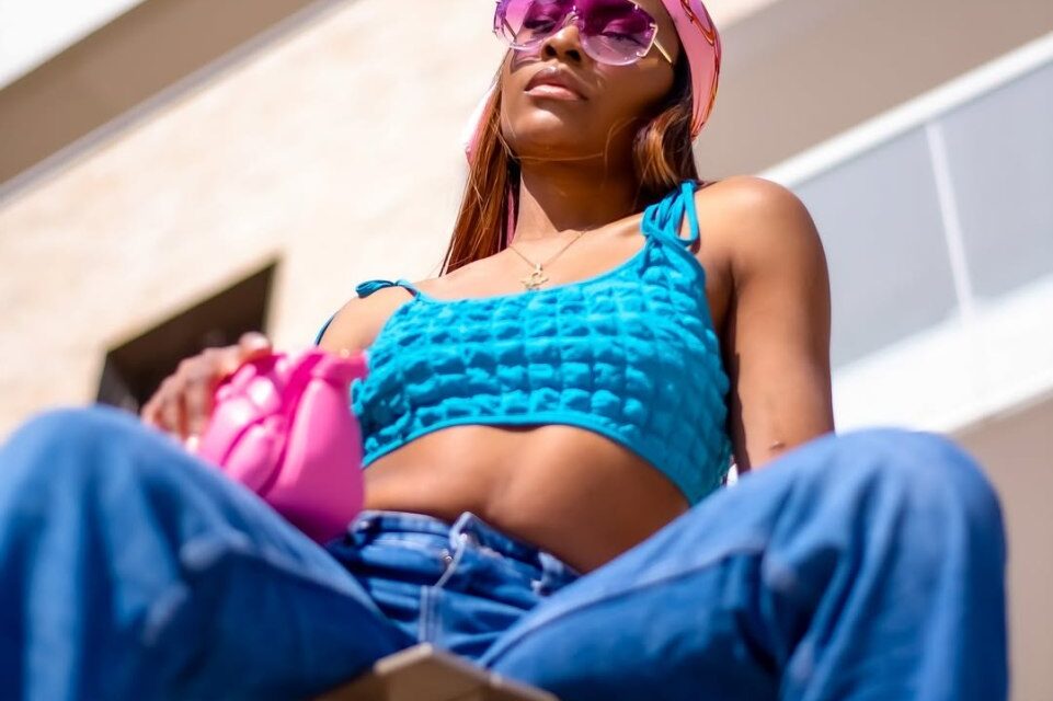 Cameroonian singer Rose Black delivers “Mè Tama” – listen – Aipate