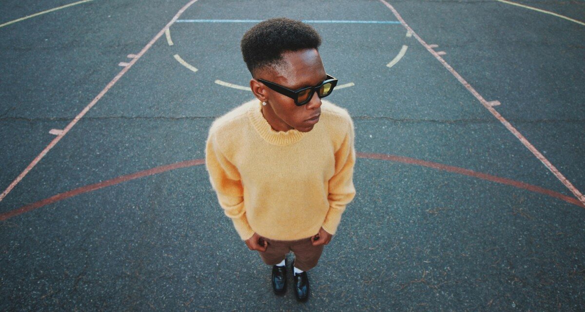 As Cape Town Artist Luukhanyo Readies Debut album, Watch His Powerful Video for New Single “Venture” – Aipate