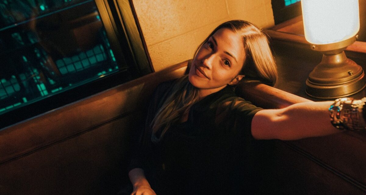 Hear Susie McCollum’s latest song “Abigail” – Aipate