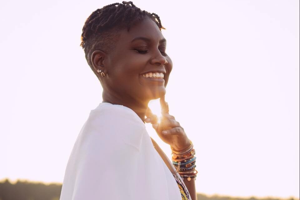 Watch LysJoy’s Unplugged Performance of “Eleki Mingi” – Aipate